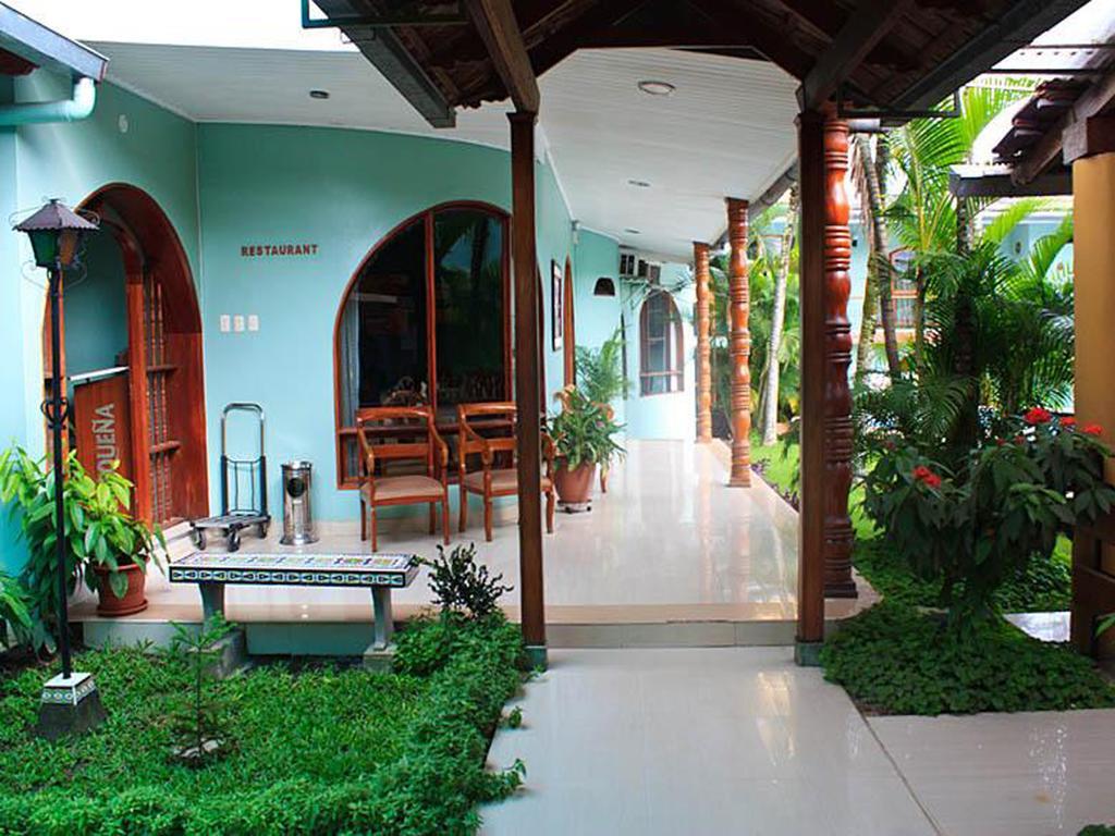 Hotel & Suites La Posada De Lobo Iquitos Exterior foto